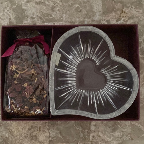 Mikasa Accents Nwt Mikasa Heart Dishpotpourri Gift Set Poshmark